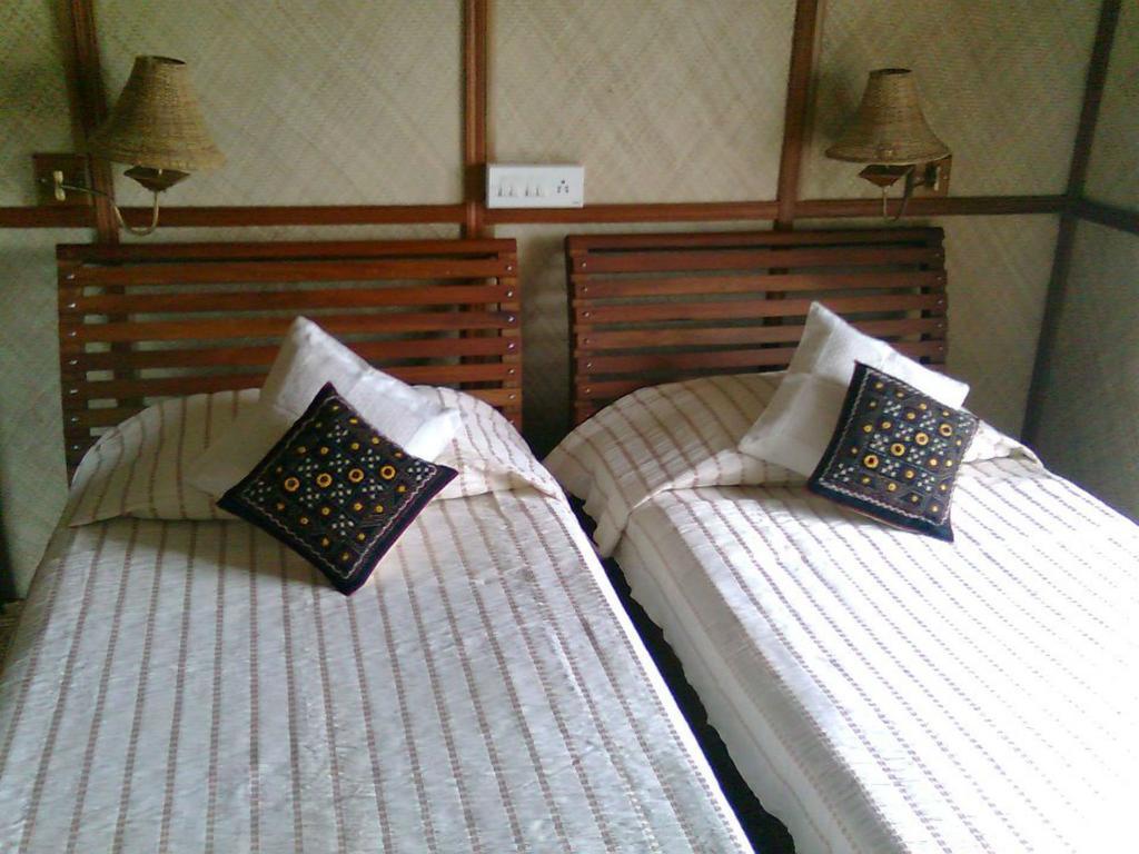 Hotel Marvel Cruise Alappuzha Habitación foto