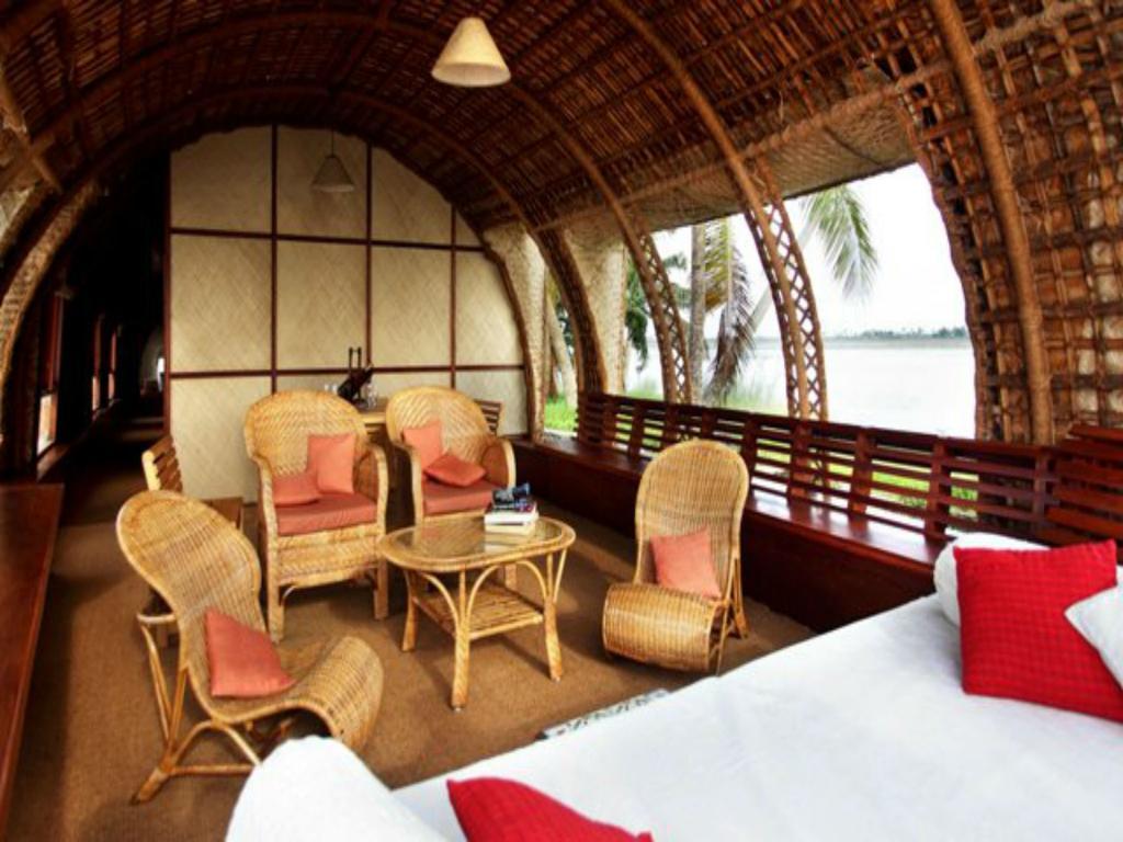 Hotel Marvel Cruise Alappuzha Exterior foto